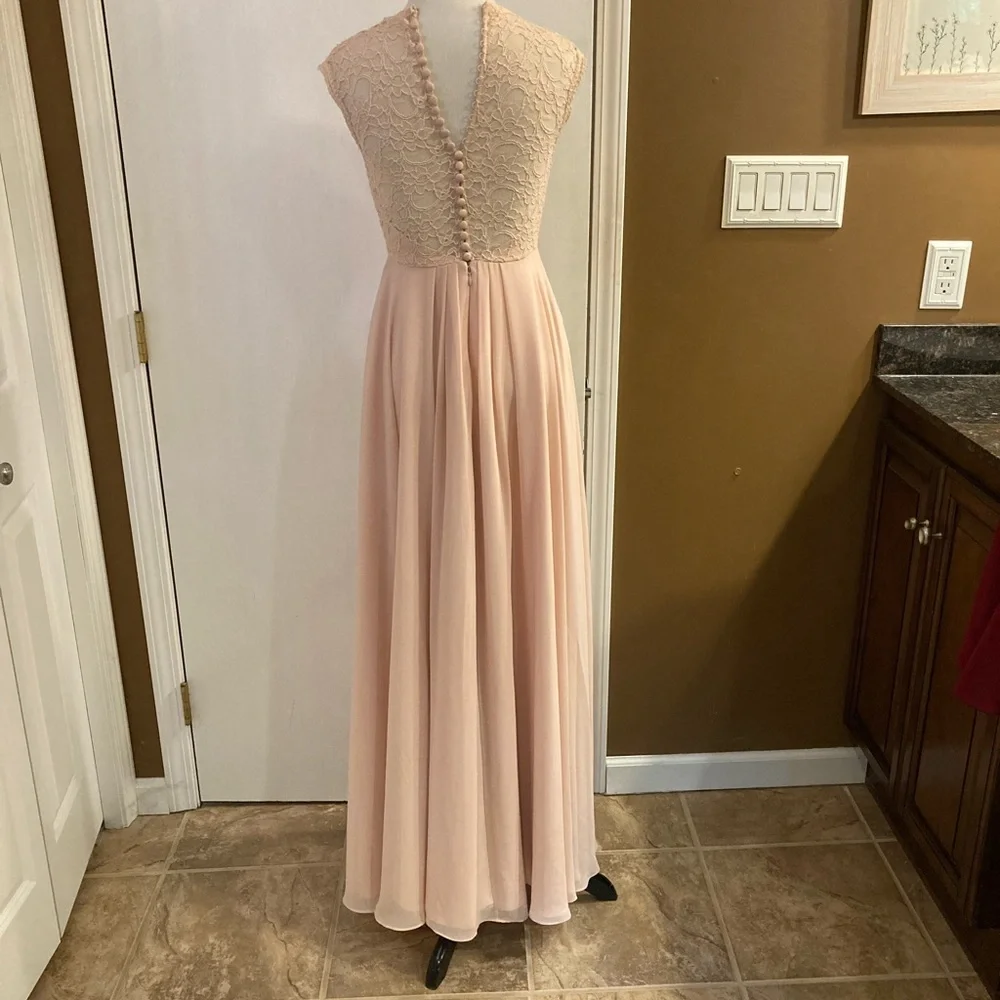 Mori Lee Blush 693 bridesmaid long dress with buttons, lace and cap sleeve XS - Picture 5 of 7